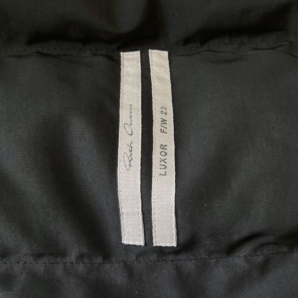Rick Owens: EU48 RARE Sample Padded Down Puffer Sealed Vest FW23 Luxor - Picture 8 of 15